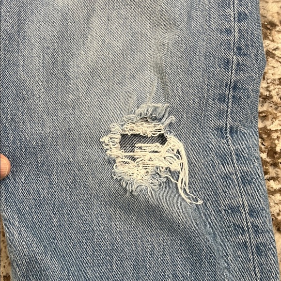 Women’s Levi’s Premium Straight Leg Button Fly Jeans - Picture 5 of 10